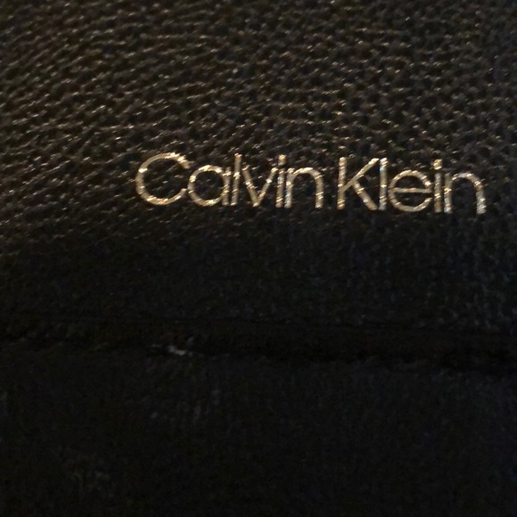 Used Calvin Klein bag with flower design - Picture 2 of 7